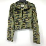 Urban Outfitters  Cropped 1/4 Zip Fleece Pullover Womens Jacket Size Small
Camo Photo 1