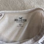 Hollister  Brooklyn NY Short Sleeve Baby Tee Women’s T-Shirt Sz XS EUC Photo 2
