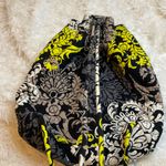 Vera Bradley  hobo over the shoulders bag perfect for school or beach Photo 3