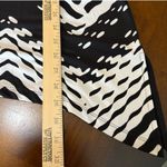 Chico's  Travelers 3 US‎ XL White Black Geometric Top Blouse Tunic Career Travel Photo 7