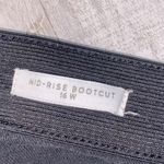 Wonderly  jeans mid rise bootcut size 16W Photo 3