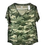 Old Navy  Everywear Camo V-Neck  Short Sleeve T-Shirt Sz M NWT Photo 0