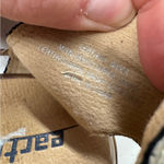 Earth Gold Leather Laser Cut Comfort Flats Womens 10 Sandals Beachy Slip On Photo 4