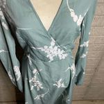 Boohoo Tall Sage Floral Print Wrap Long Sleeve V Neck Midi Dress Size 6 Photo 1