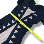 Young Threads NWT New York City Taupe Black Geometric Mini Sweater Dress Medium Photo 4