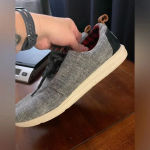 Toms Tom’s Sneakers‎ Women’s size 8 Photo 8