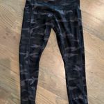 Athleta Gray Camo high rise Leggings Sz XS Photo 1