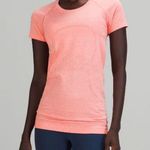 Lululemon Swiftly Tech Short Sleeve Photo 0