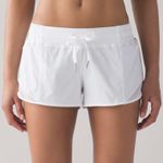 Lululemon Hotty Hot Short 2.5’’ Photo 0