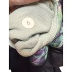 Lululemon  Var City Cropped Women's Leggings - Navy/Multi Limited Print - Size 6 Photo 2