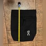 On Running Lightweight Backpack Black Photo 3