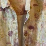 Travelsmith women’s petite MED flowered‎ denim jacket Purple Photo 2