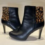 Tahari Serena Women's Leopard Booties Size 8 Photo 1