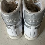Nike  Women's Blazer Mid 77 White and Silver Hightop Athletic Shoes size 9 Photo 5