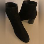 Kendall + Kylie  women black suede Chelsea heel boots size 8 Photo 2