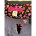 Betsey Johnson Womens Navy Scrub Single Scallop Sleeve Signature Hardware Top XS Photo 7