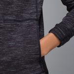 Lululemon Exhalation Pullover II Heathered Marled Black / Gray Long Sleeve Sz 6 Photo 2