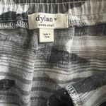 Dylan  camo weekend skirt extra‎ small Photo 3