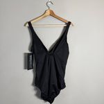 MiracleSuit  Oceanus One Piece Swimsuit Women's 16 Black Slimming Swim Beach NWT Photo 5