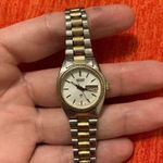 Seiko Women’s vintage two toned solid stainless steel quartz movement  SQ watch Photo 2