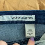 DKNY EUC‎  women’s medium dark wash denim stretch straight cut jeans size 16 Photo 4
