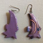 Funky fish lightweight dangle earrings purple Photo 2