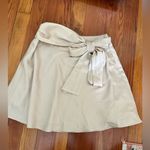 Cream Satin Skirt With Bow Size Small Photo 0