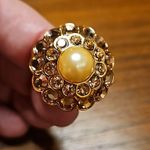 St. John 💕💕 Statement Cocktail Ring ~ Imitation Pearl Gold Jewels 8 NWOT Photo 9