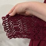 Umgee  USA wine v-neck crochet trim sleeve blouse with velour tie back bow size S Photo 4