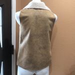 Ecote  brown sleeveless vest Photo 3
