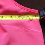 The T O G shop Pink top size 18 with pink button Photo 14