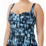 Tyr. Womens Tremiti Twisted Bra Tankini Swim Top Adjustable Straps Blue Black 8 Photo 0