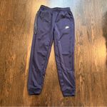 Nike women’s Navy Sweats/ Joggers Size Small Photo 1