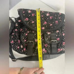 Olsenboye  Floral Crossbody Bag Corduroy Black Pink Leather Strap GUC! 0096‎ Photo 6