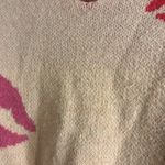 Main Strip Lips print sweater in size M •  Photo 4