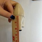 Etienne Aigner  Vintage Taylor Classic Cream Leather Pointed Block Heel Size 7.5 Photo 7