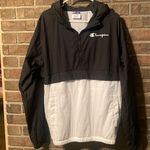 Champion Super cute lightweight windbreaker Photo 0