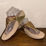 FitFlop  Lulu Glitter Sequins Toe Thong Platform Chunky Wobbleboard Sandal Shoes Size 10 Photo 0