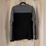 Zeagoo  Black and White Striped Women's Sweater Photo 1