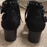 Dirty Laundry Short black booties Photo 3