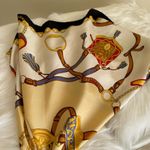 CELINE Auth  Scarve🧣 33x33 EUC Photo 4