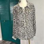 Free People  NWOT Dani button up blouse sold out - M Photo 7