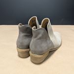 Corkys Boutique Wayland Ankle Booties Faux Suede Embossed Gray Womens 9 Boots Photo 3