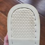 Merona  gold boat shoes size 7 Photo 3