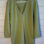 Liz Claiborne  Olive Ribbed Sweater Photo 0