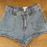 Forever 21  Front Pocket Light Wash Denim Shorts Photo 0