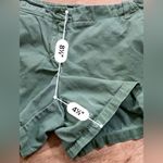 J.Crew Low Fit Women’s Size 8 100% Cotton Moss Green Chino Shorts Photo 6