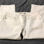 Just USA Woman’s white jean capris Photo 0