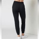 Vuori  women’s performance joggers Photo 7