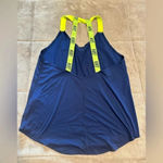 Nike  Tank Women’s Size Medium Navy Athleisure Flowy Active Workout Yoga Photo 3